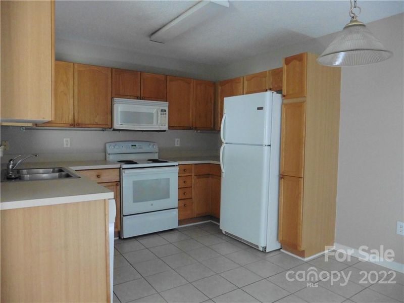 14307 Menifee Dr, Huntersville, NC 28078