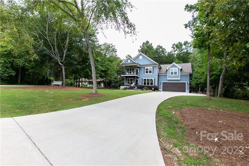8215 Normandy Rd, Denver, NC 28037