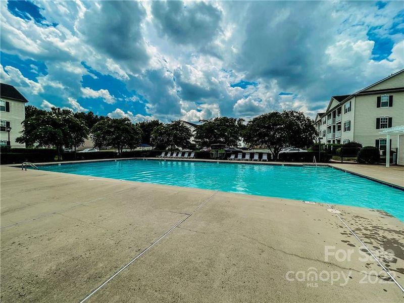 3973 Mohawk Ct, Charlotte, NC 28215