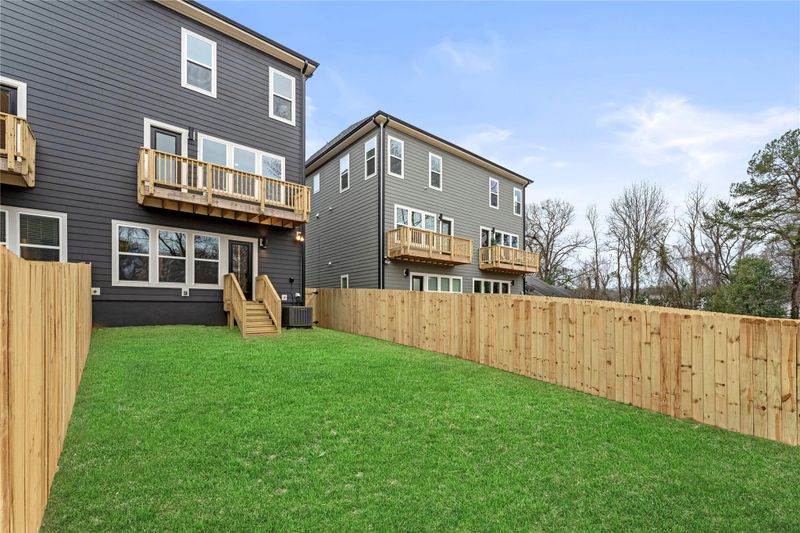 1502 Effingham Rd, Charlotte, NC 28208