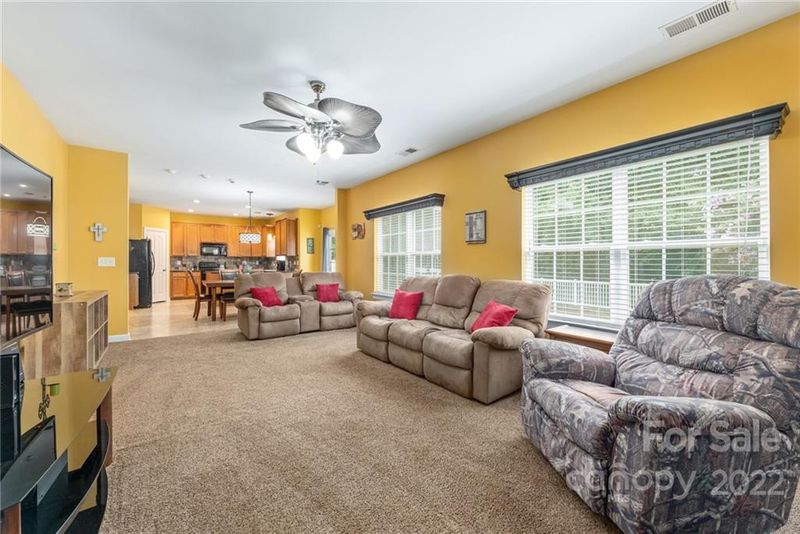 2919 Island Point Dr, Concord, NC 28027