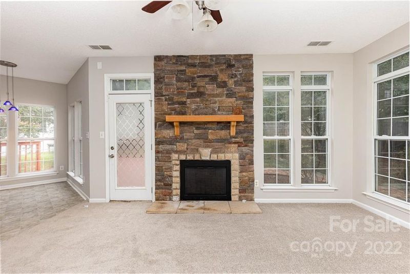 14839 Ashlight Dr, Charlotte, NC 28278