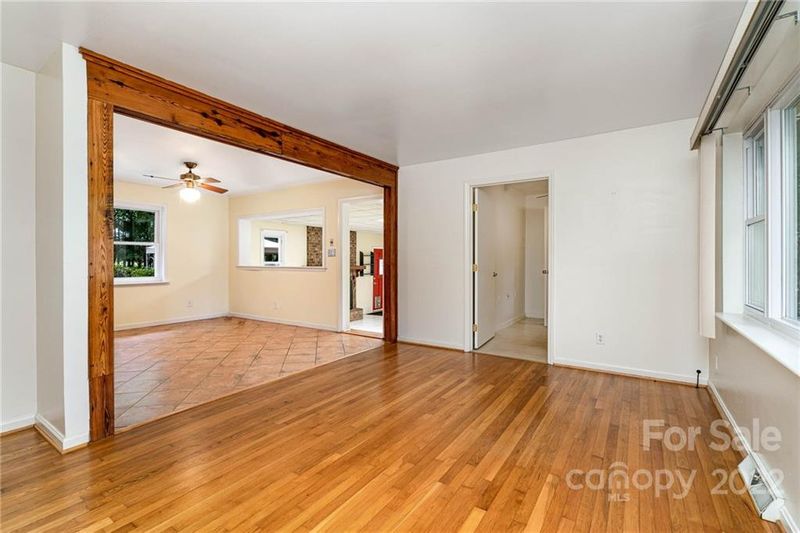 108 Middleton Ave, Matthews, NC 28104