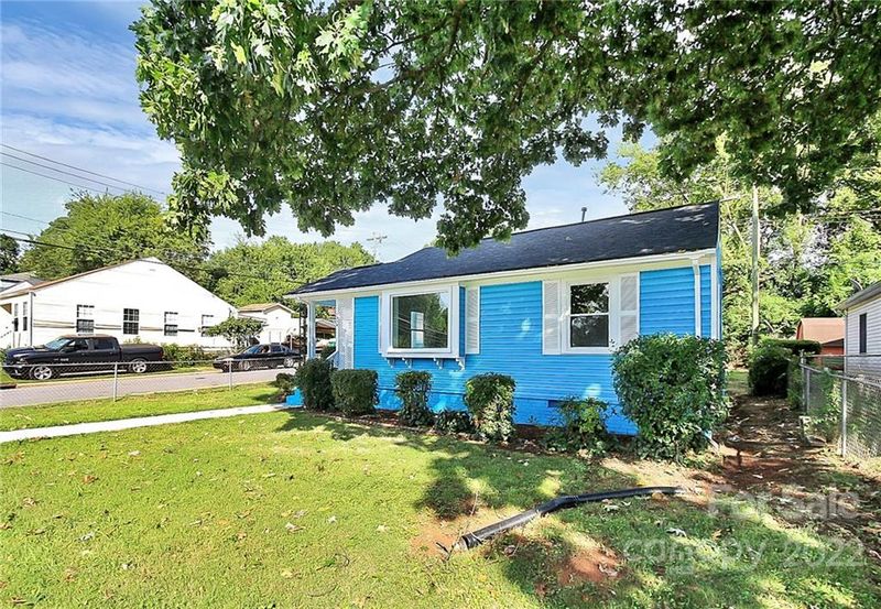 1914 Double Oaks Rd, Charlotte, NC 28206