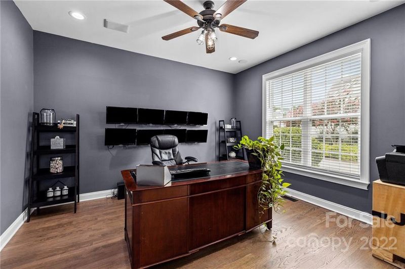 20329 Queensdale Dr, Cornelius, NC 28031