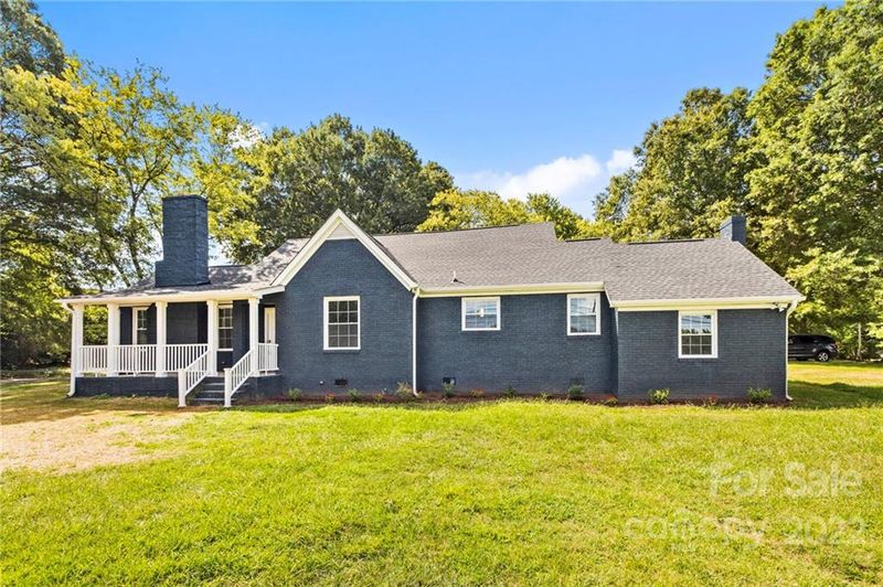6000 Hickory Grove Rd, Charlotte, NC 28215