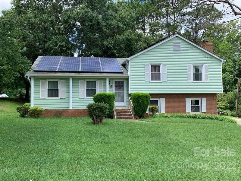 5601 Alanhurst Pl, Charlotte, NC 28217