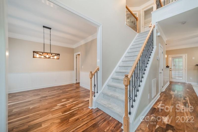 2810 Glen Summit Dr, Charlotte, NC 28270