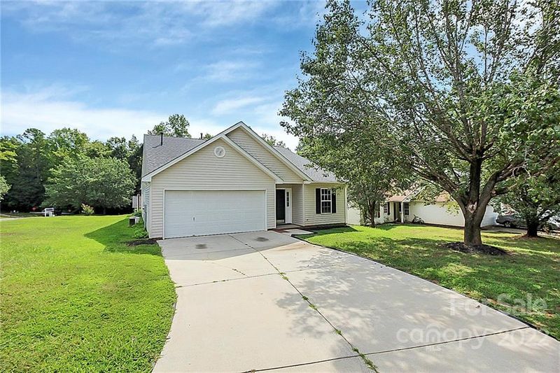 101 Leafmore Ct, Waxhaw, NC 28173