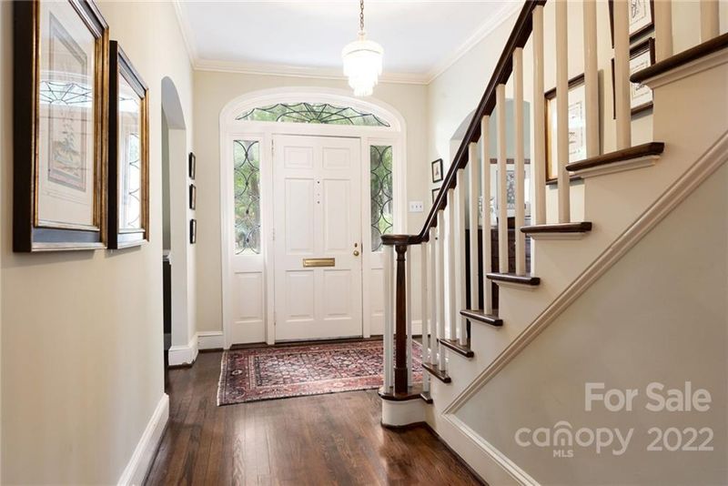 2620 Hampton Ave, Charlotte, NC 28207