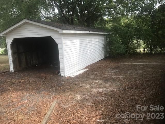 628 E Union St, Marshville, NC 28103