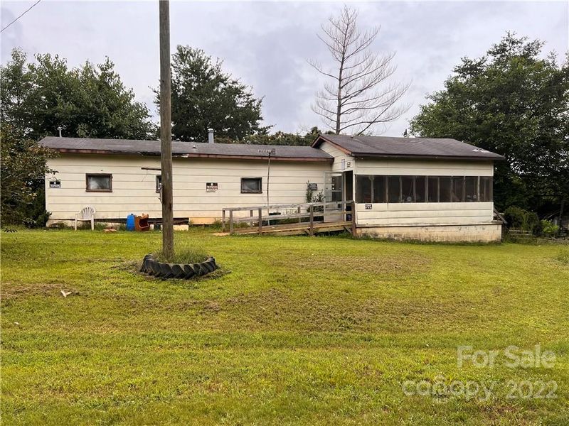 3532 Eaker Rd, Cherryville, NC 28021