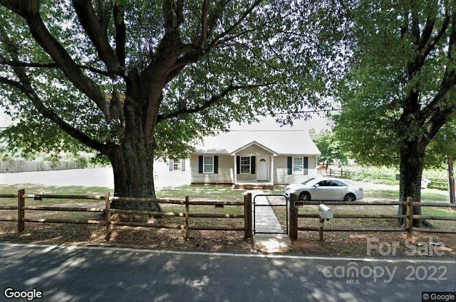 1415 Auten Rd, Charlotte, NC 28216