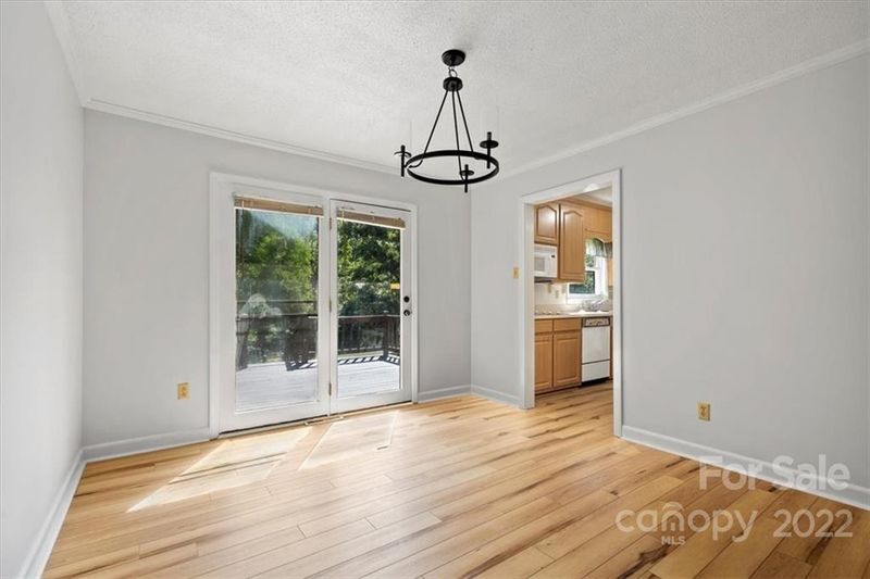 405 Thornburg Rd, Dallas, NC 28034