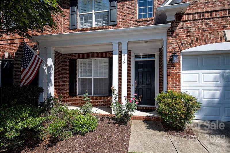615 Chorale Ct, Charlotte, NC 28270