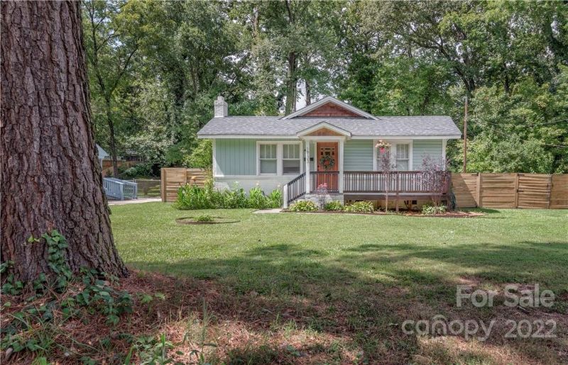 1733 Masonic Dr, Charlotte, NC 28205