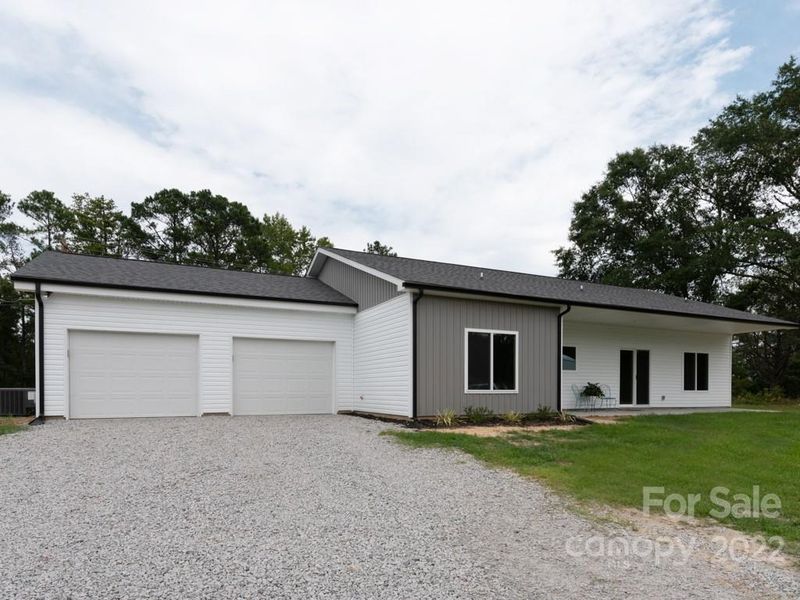 129 Devon Dr, Heath Springs, SC 29058