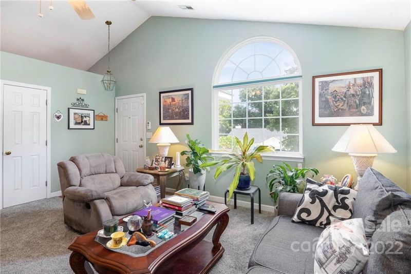 7302 Flodden Field Ct, Charlotte, NC 28217
