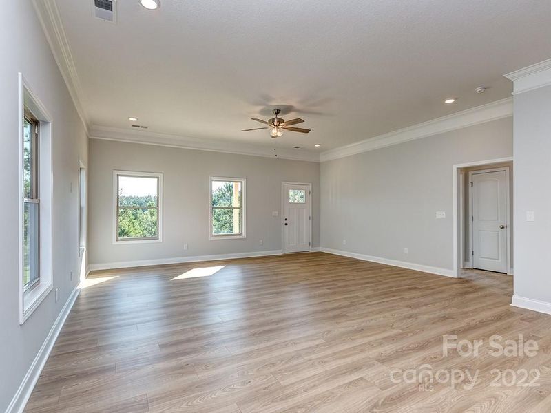 11255 Island View Ln, Lancaster, SC 29720