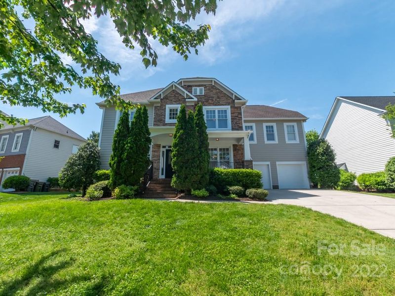 10107 Edgecliff Rd, Huntersville, NC 28078