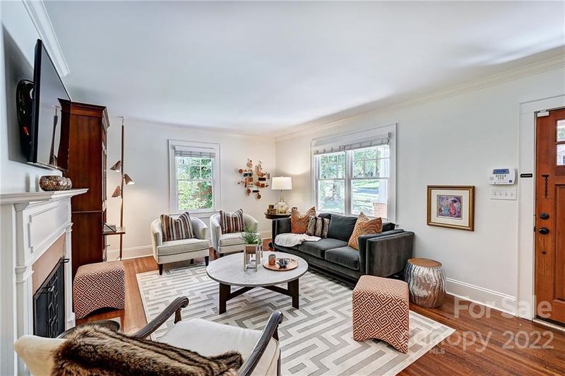 2311 Hassell Pl, Charlotte, NC 28209