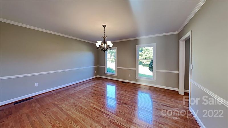 4317 3rd Street Pl, Hickory, NC 28601