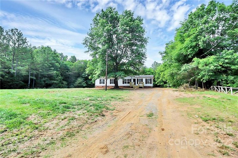 6091 Shirley Rd, Fort Lawn, SC 29714