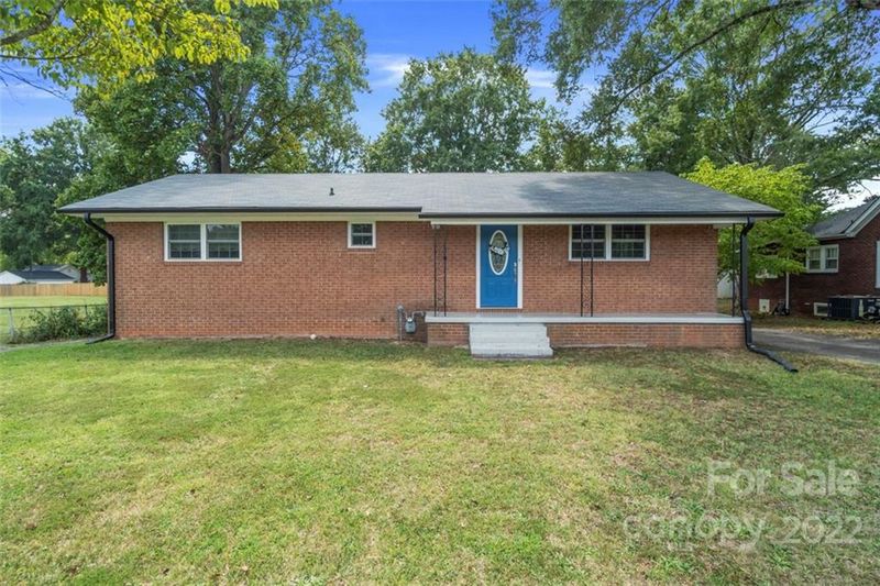 1094 Union St, Concord, NC 28025