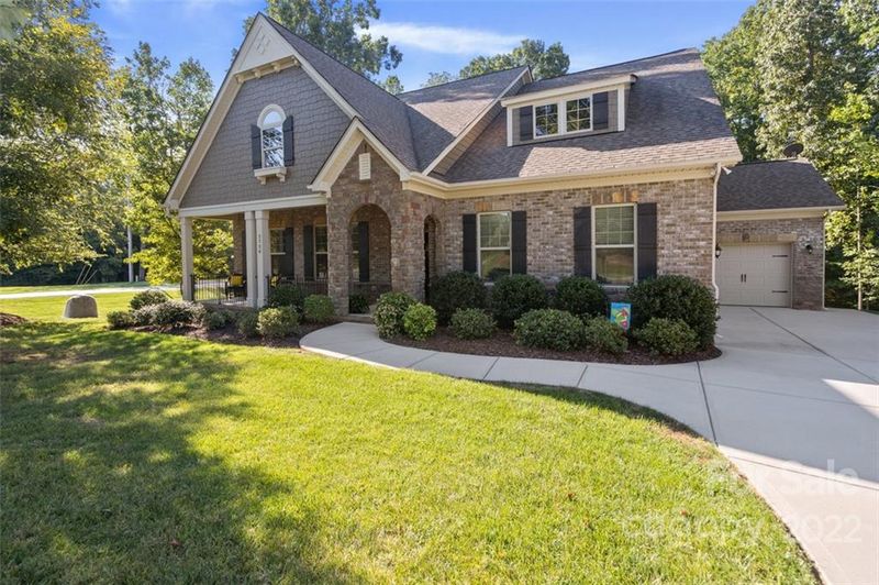 3728 Blue Sky Dr, Denver, NC 28037