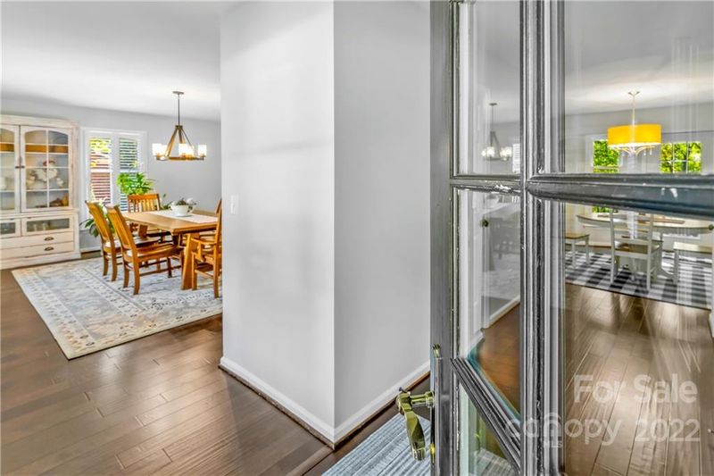 1041 10th Street Ct NW, Hickory, NC 28601