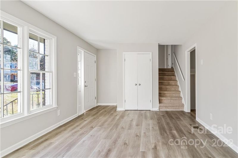 306 Short Hills Dr, Charlotte, NC 28217