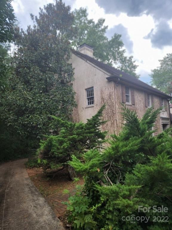 1817 5th St, Hickory, NC 28601