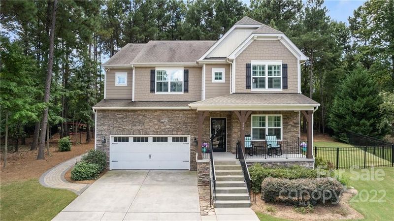 604 Pleasant Pine Ct, Matthews, NC 28105