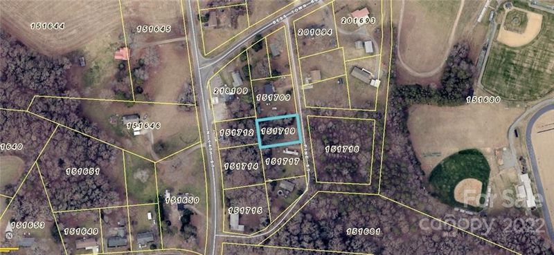 807 Pine St, Bessemer City, NC 28016