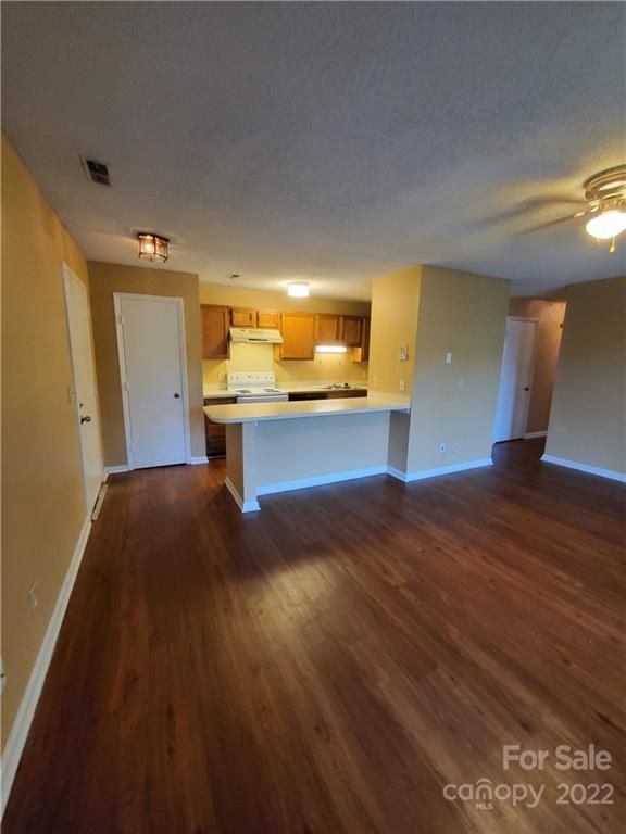 6132 Meadow Rose Ln #E, Charlotte, NC 28215