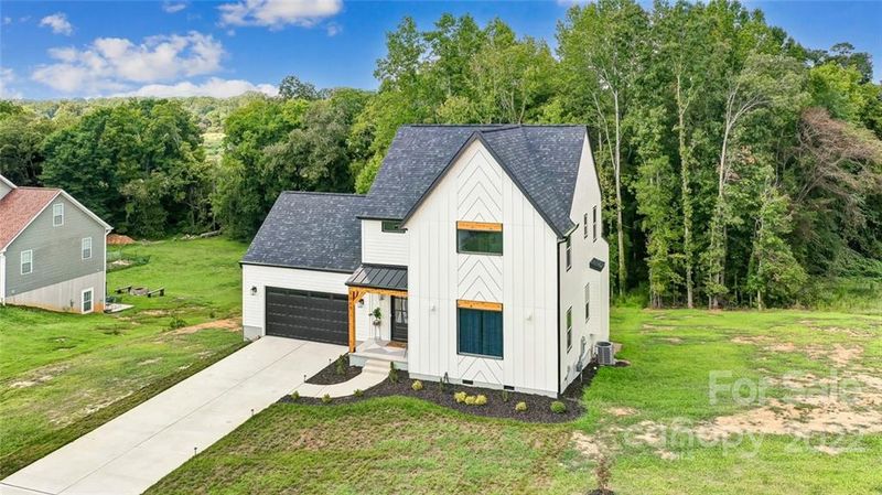 1060 Plantation Trl, Gastonia, NC 28056