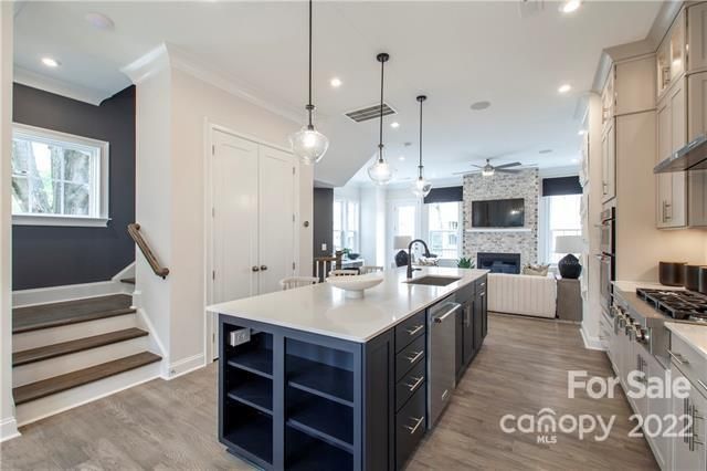 2556 Deacon Ave #60, Charlotte, NC 28204