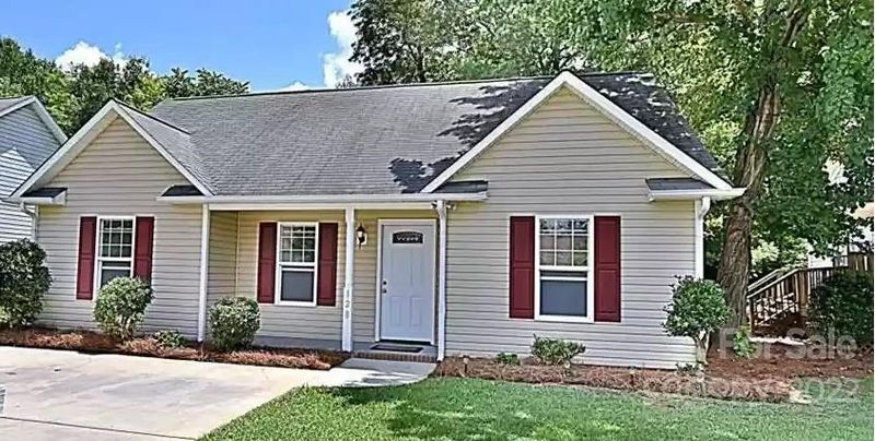 128 Gladstone Ct, Rock Hill, SC 29730