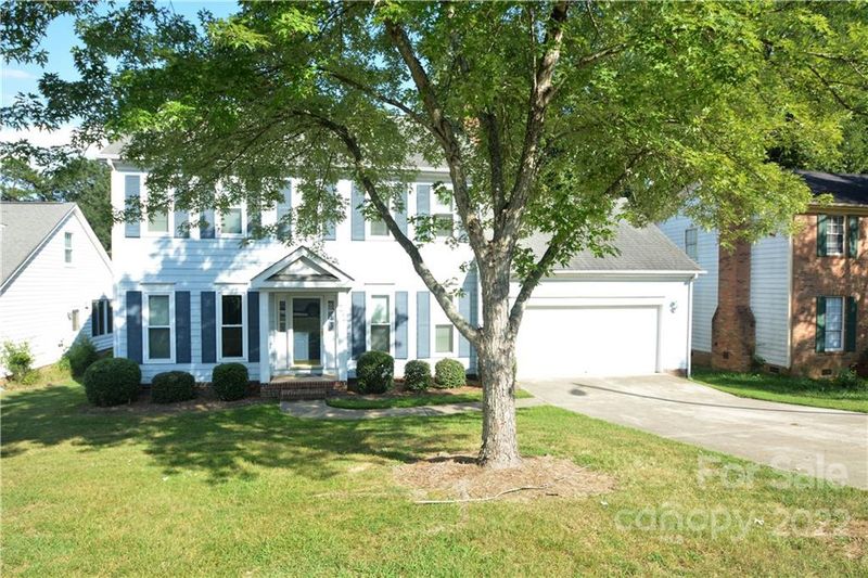 9616 Kayce Ln, Charlotte, NC 28213