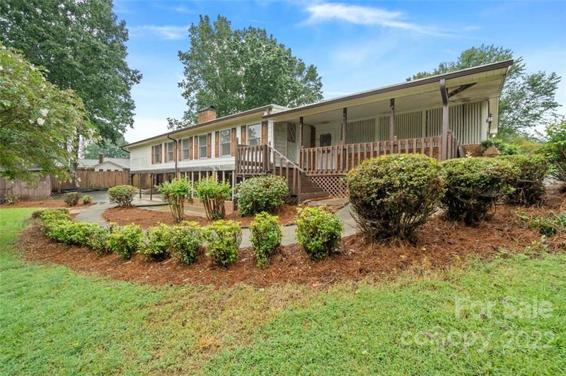 1424 Arden Dr, Lincolnton, NC 28092
