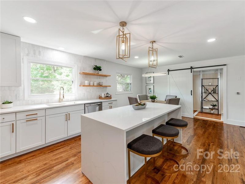 1019 Circlewood Dr, Charlotte, NC 28211