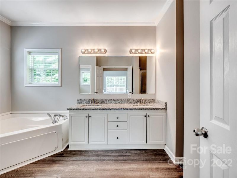 1141 Amigo Dr, Concord, NC 28025
