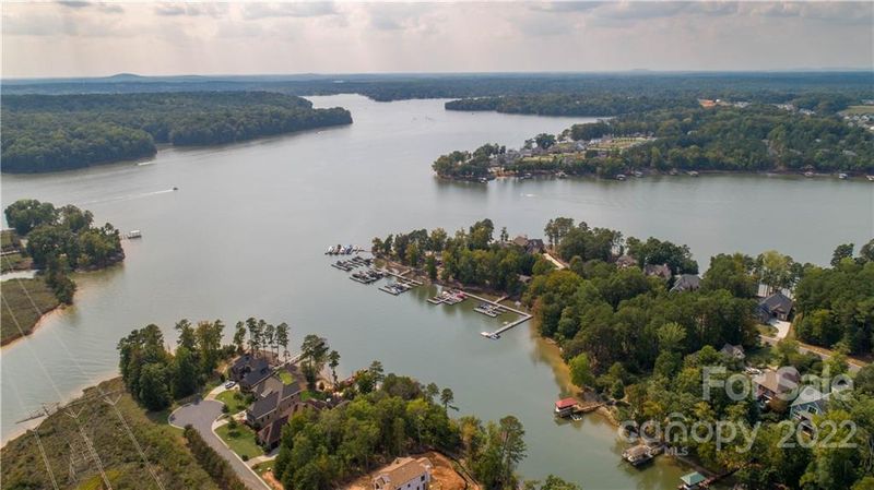1017 Glade Spring Ct, Belmont, NC 28012