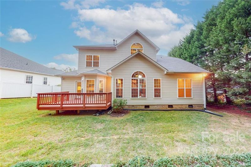 7038 Sedgebrook Dr, Stanley, NC 28164