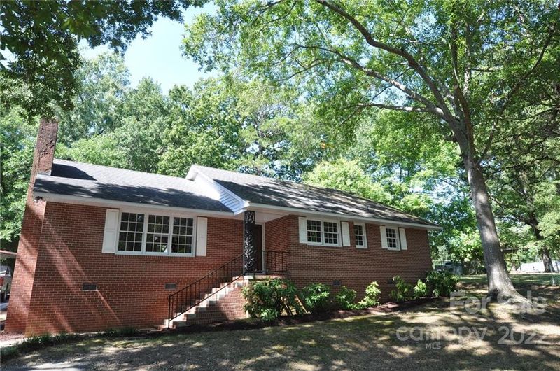 103 Sunset Dr, Chester, SC 29706