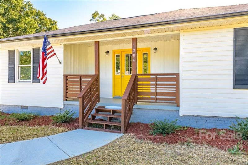 1204 N Walnut St, Kannapolis, NC 28081