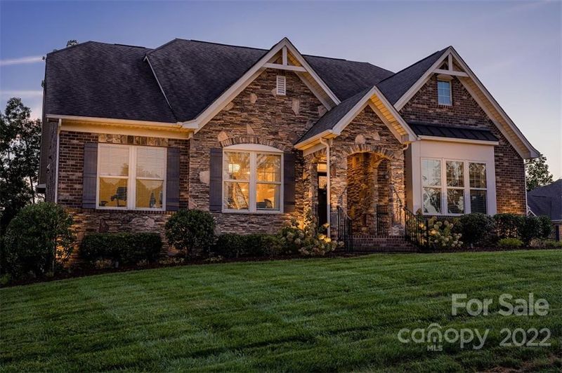 8829 Branchside Ln, Huntersville, NC 28078