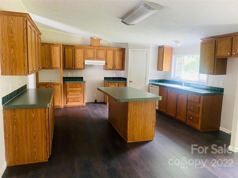 2511 Haven St, Kannapolis, NC 28083