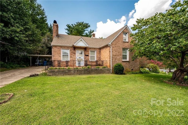 522 12th St, Hickory, NC 28602