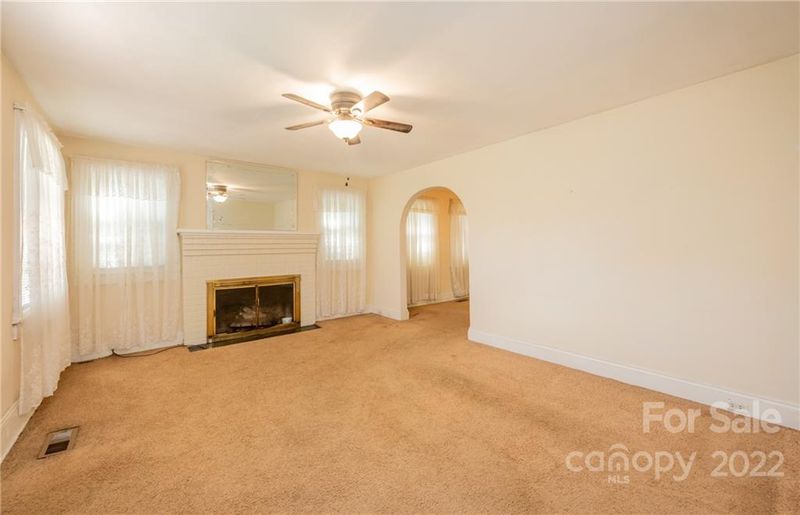 522 12th St, Hickory, NC 28602
